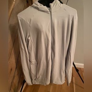 Men’s lulu lemon jacket MEDIUM.